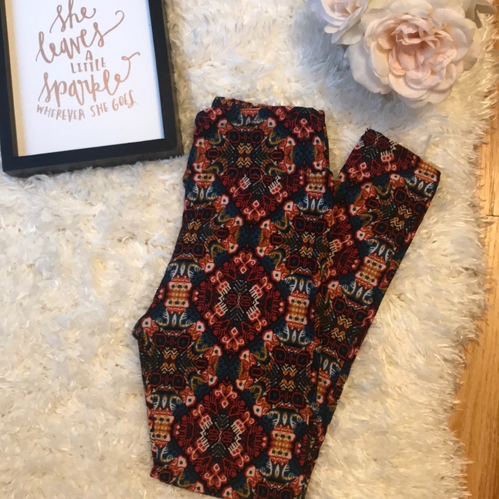 Southwest pattern! Lularoe OS leggings